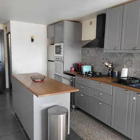 Belle Climatisee Avec Wifi, 2 Et Jolie Terrasse Amenagee, A 3km De La A Lxchard7 ヴィラ *