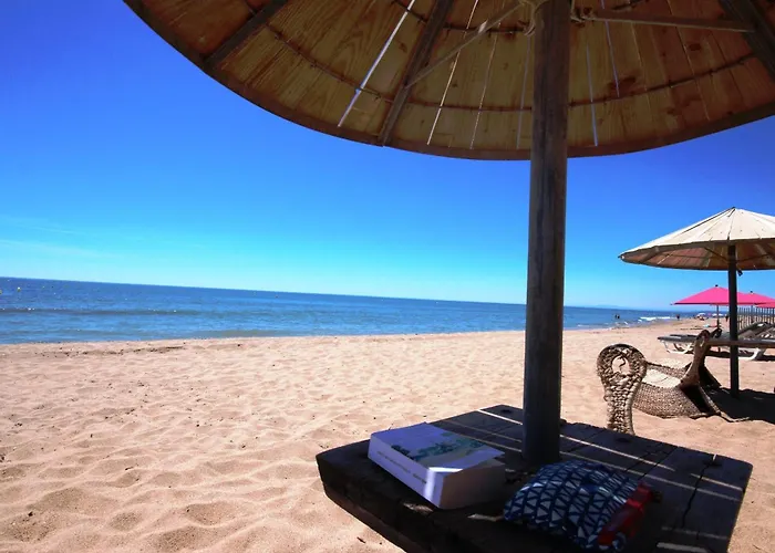 Villa Belle Climatisee Avec Wifi, 2 Et Jolie Terrasse Amenagee, A 3km De La A Lxchard7 *
