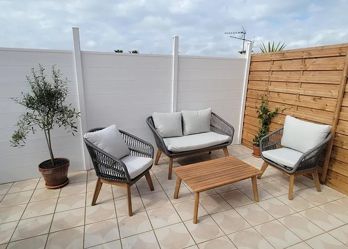 Belle Climatisee Avec Wifi, 2 Et Jolie Terrasse Amenagee, A 3km De La A Lxchard7 *